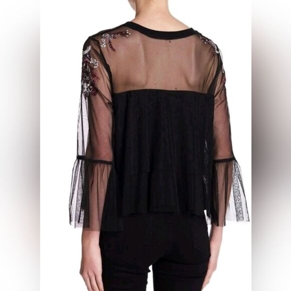 Willow & Clay Black Mesh Embroidered Floral Yoke Blouse Size M - Picture 2 of 8